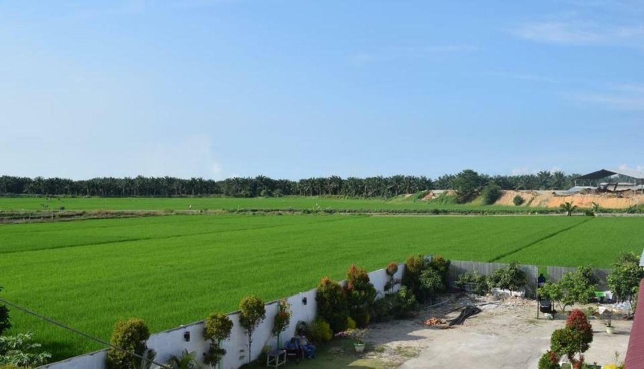 Hotel Grand Family Sungairampah Exterior photo